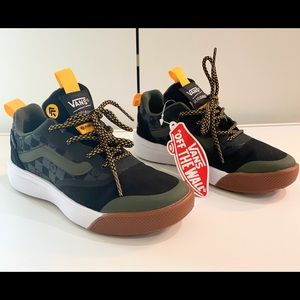 BRAND NEW Vans x Park Project Ultra Range Rapid weld Kids 13 boys girls